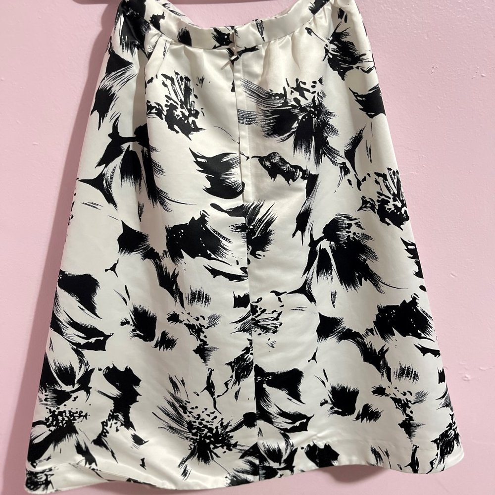 Parker New York Skirt abstract print skirt size 4